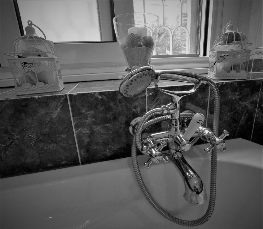 Tucci's Couette-café